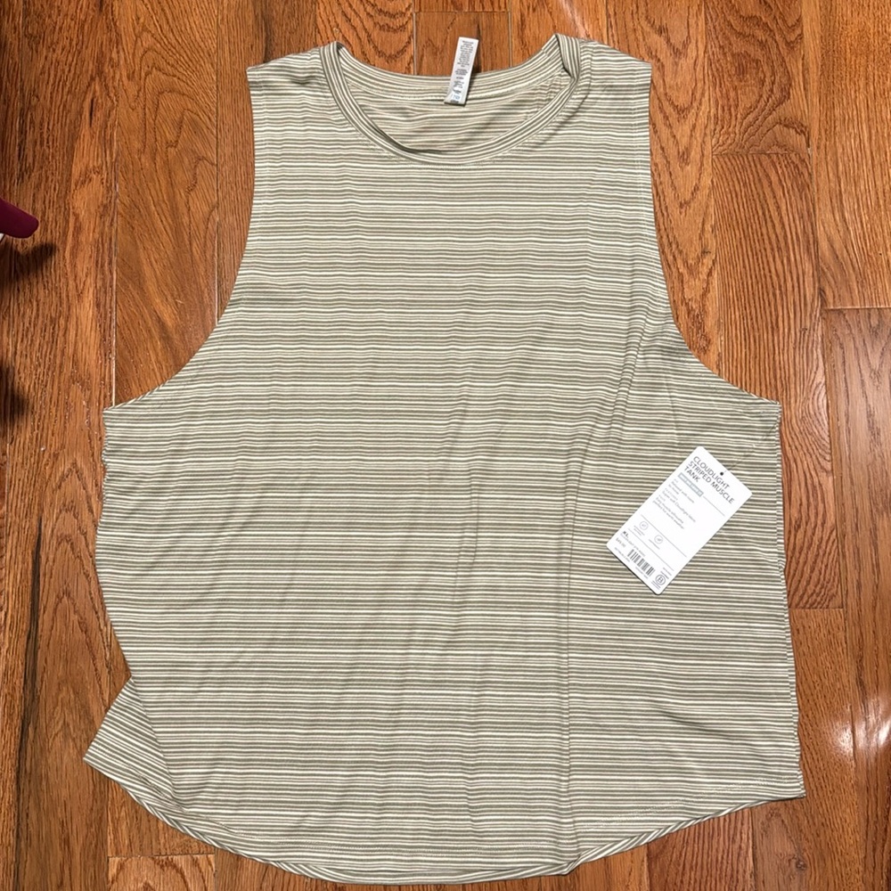 Athleta cloud light muscle tank